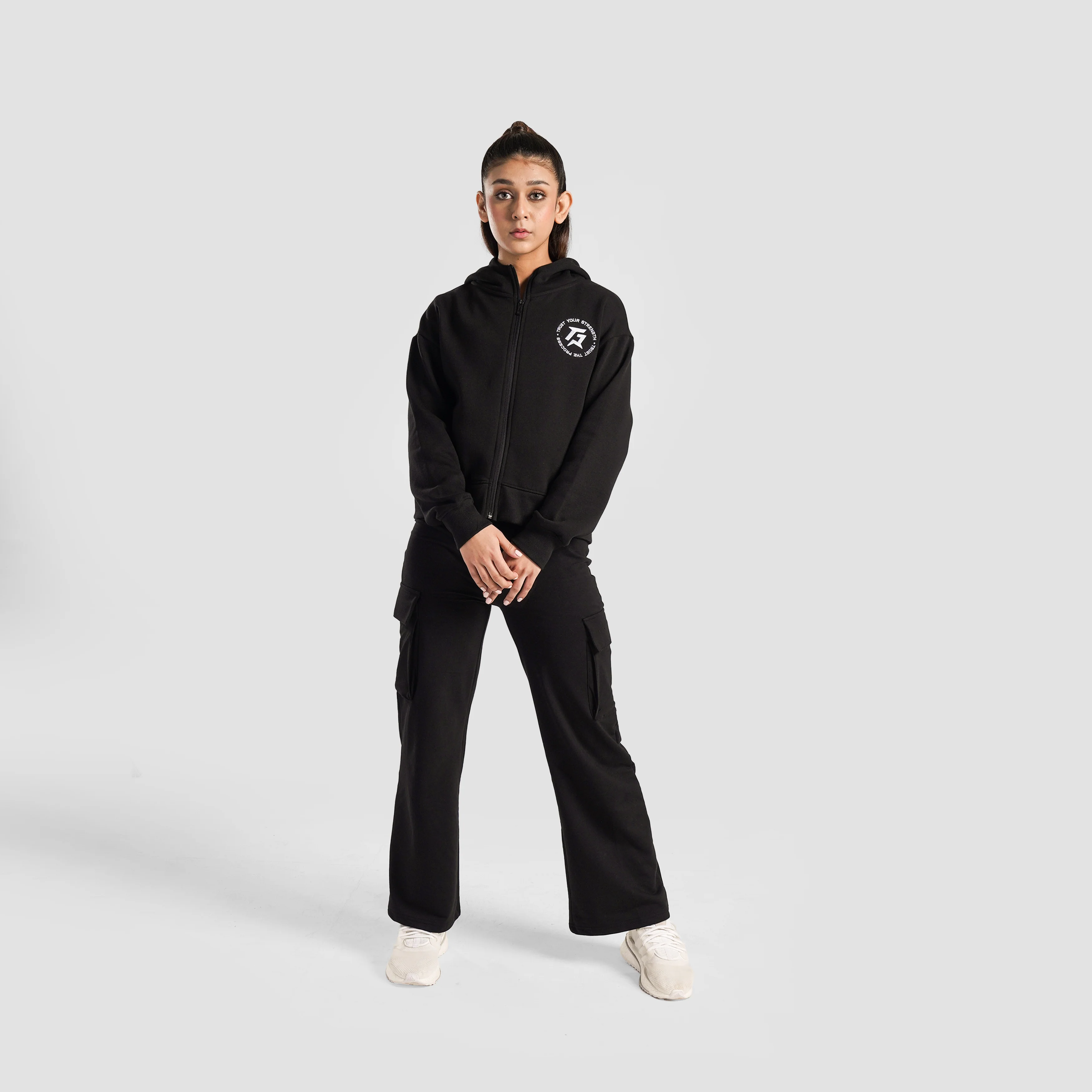 Apex Stride Zipper Hoodie (Black) - Image 4