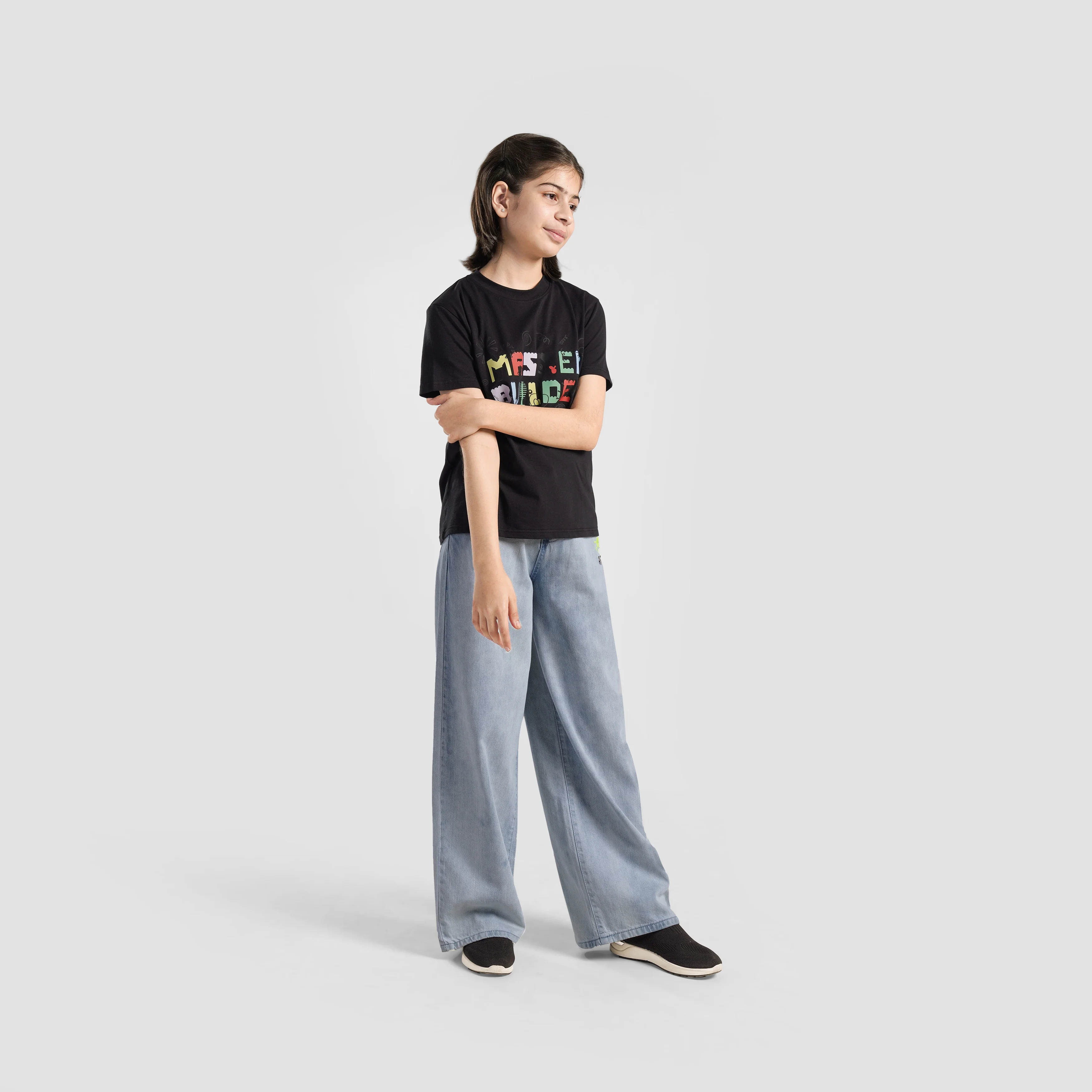 Builder Regular Tee (Black) - Image 6