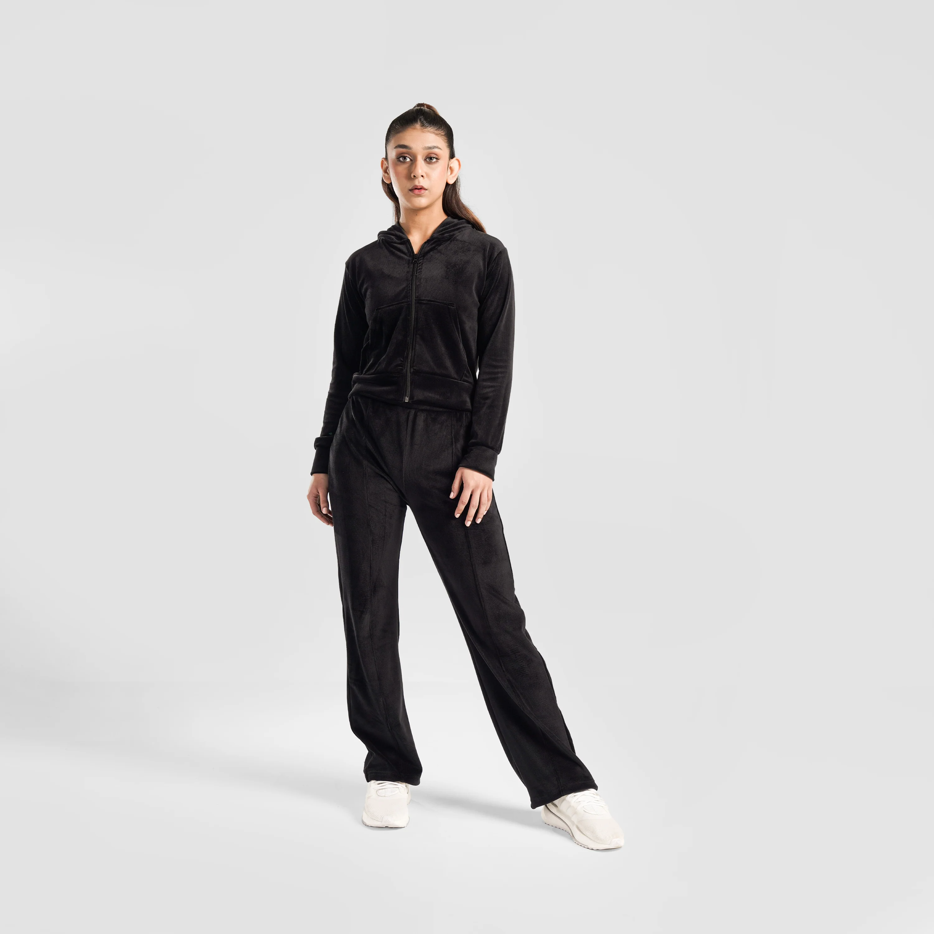 Core Strive Trousers (Black) - Image 4