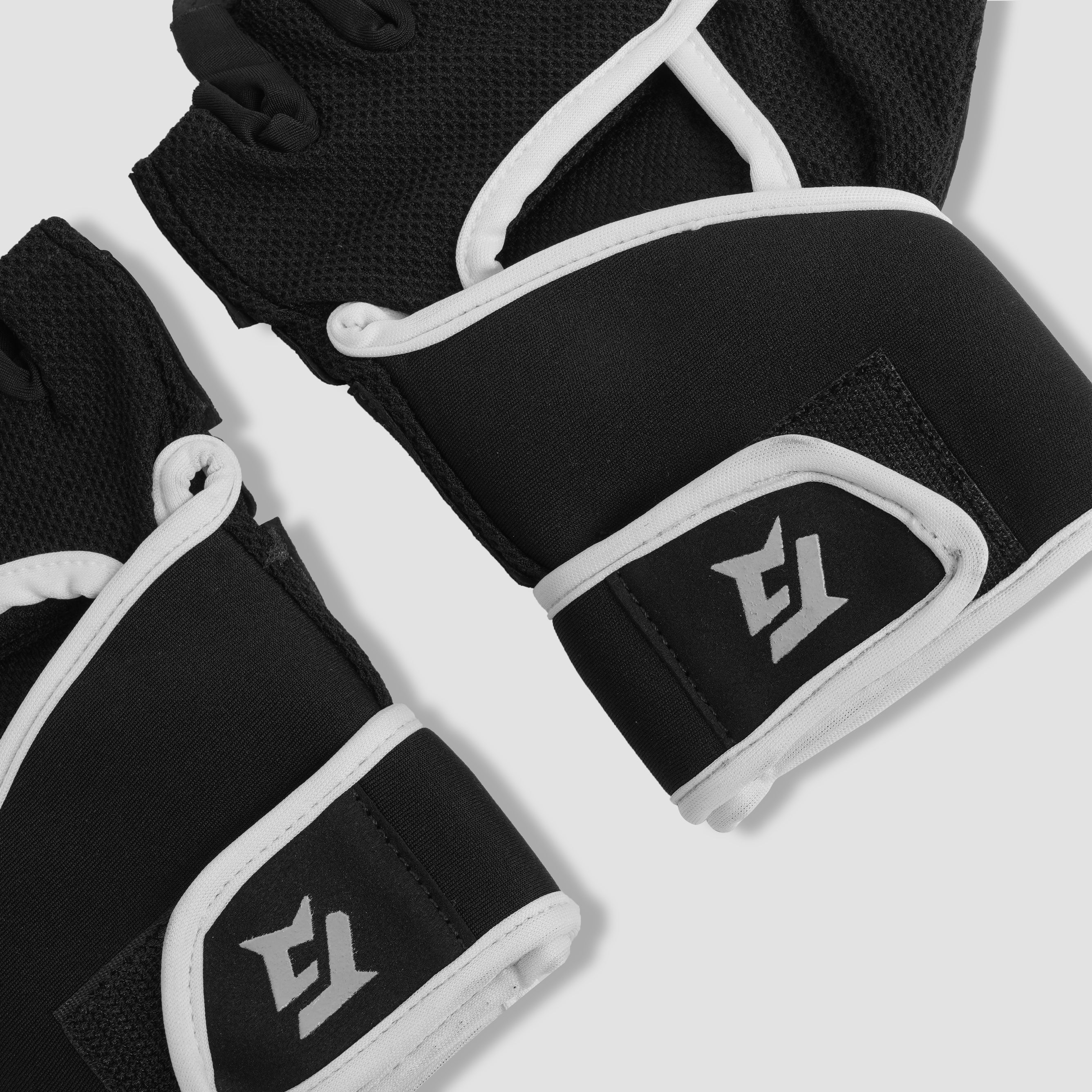 GA Basic Gloves 2.0 (Black-White) - Image 2