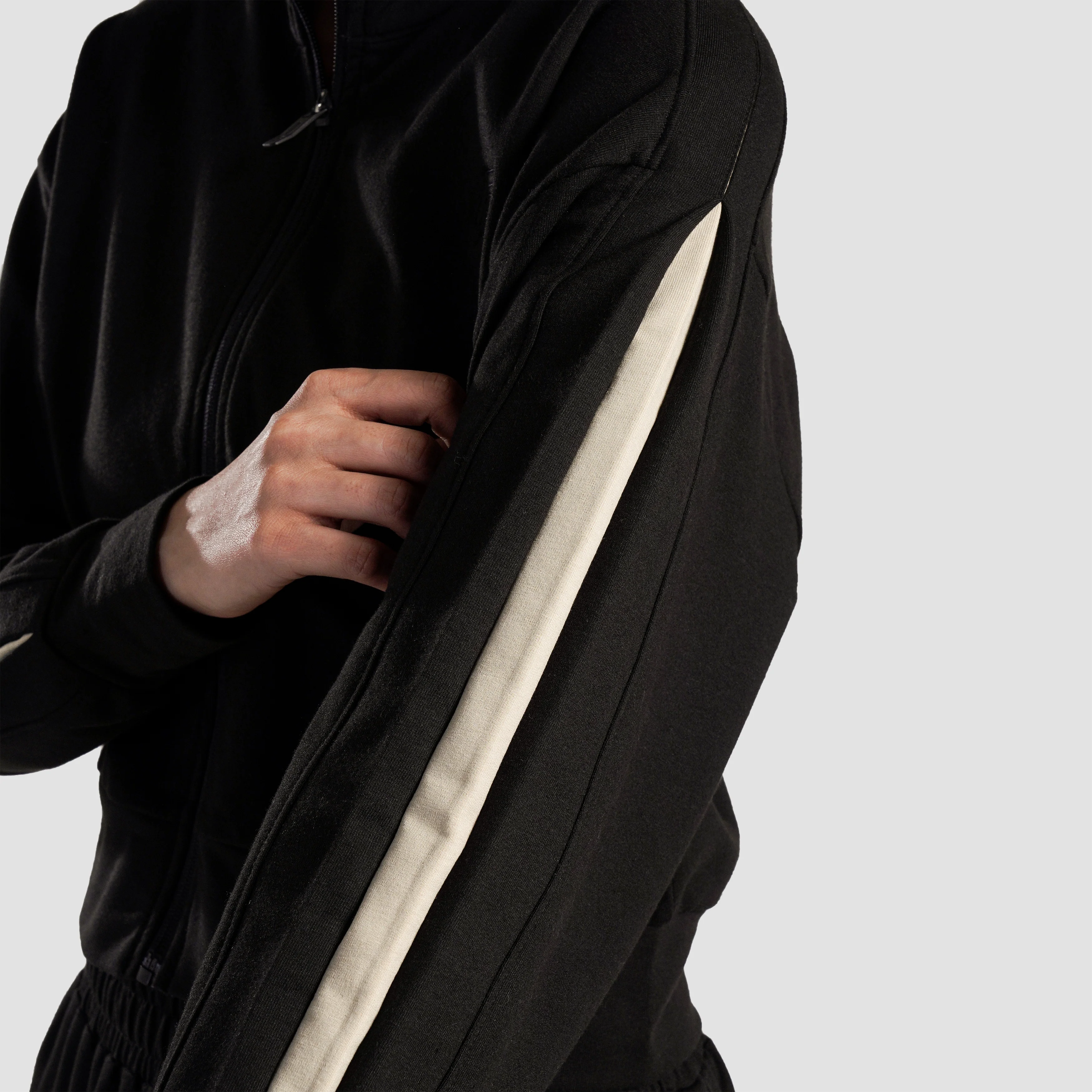 Inverse Upper (Black) - Image 6