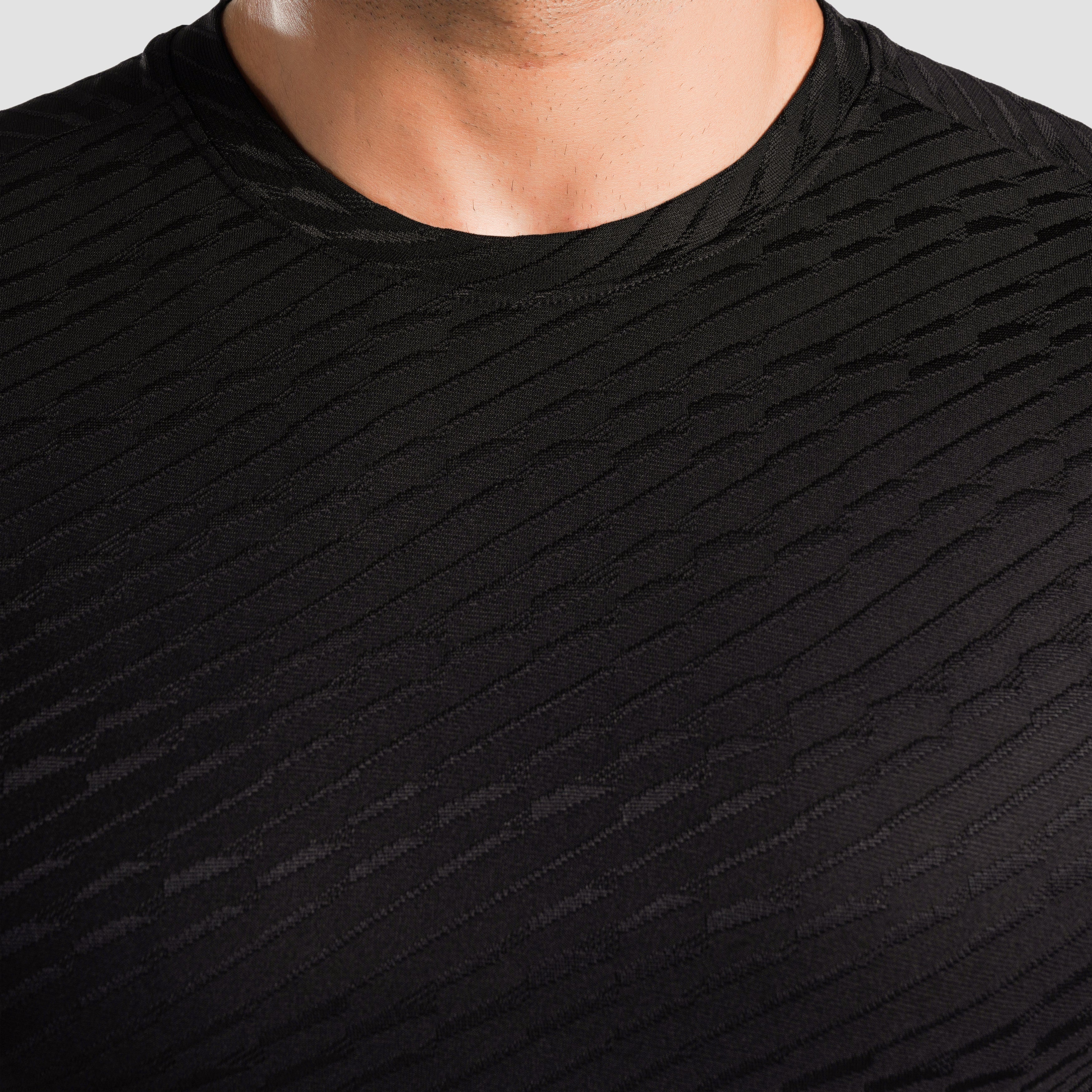 Power Rise Tee (Black) - Image 5