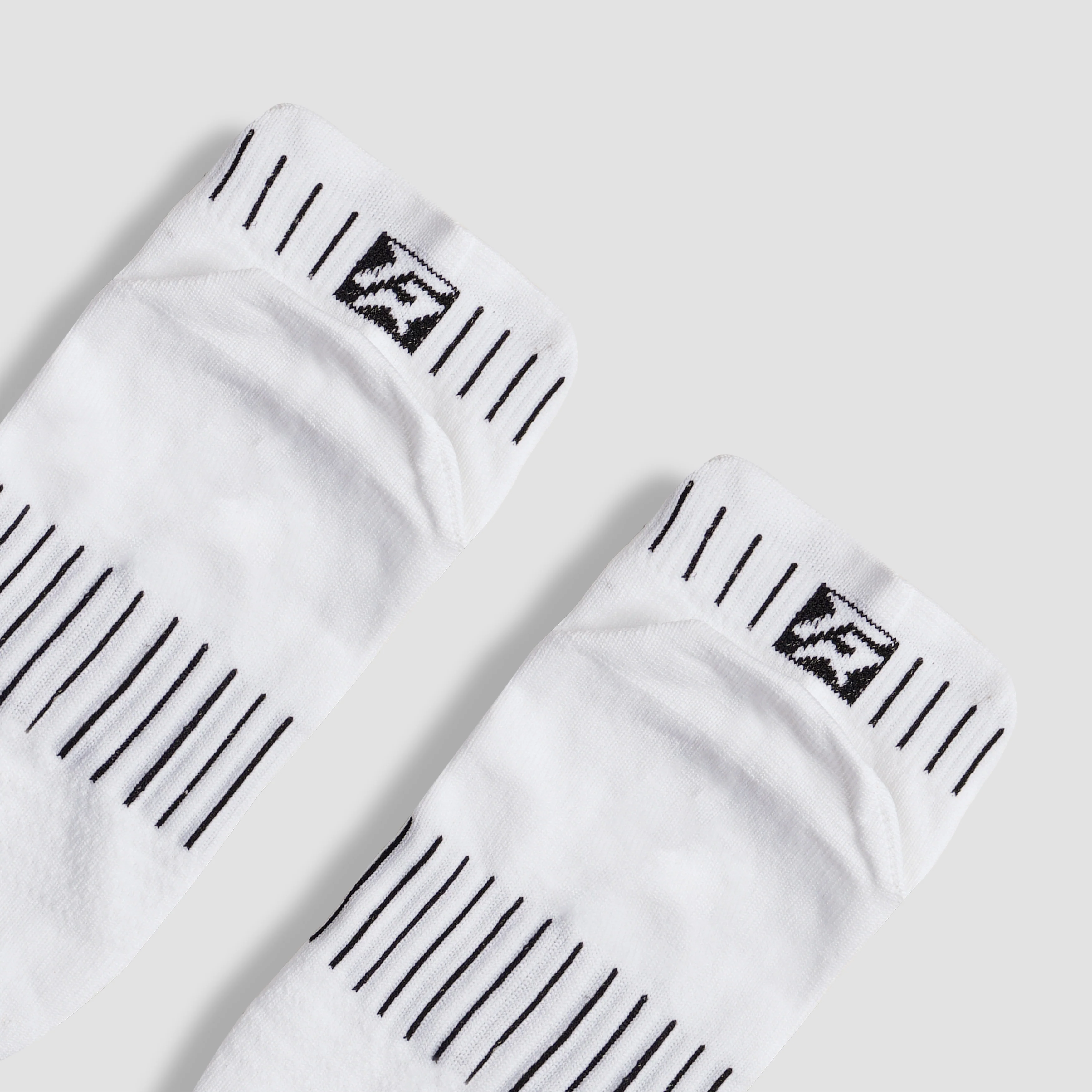 ShieldFlex Quarter Socks (White) - Image 4