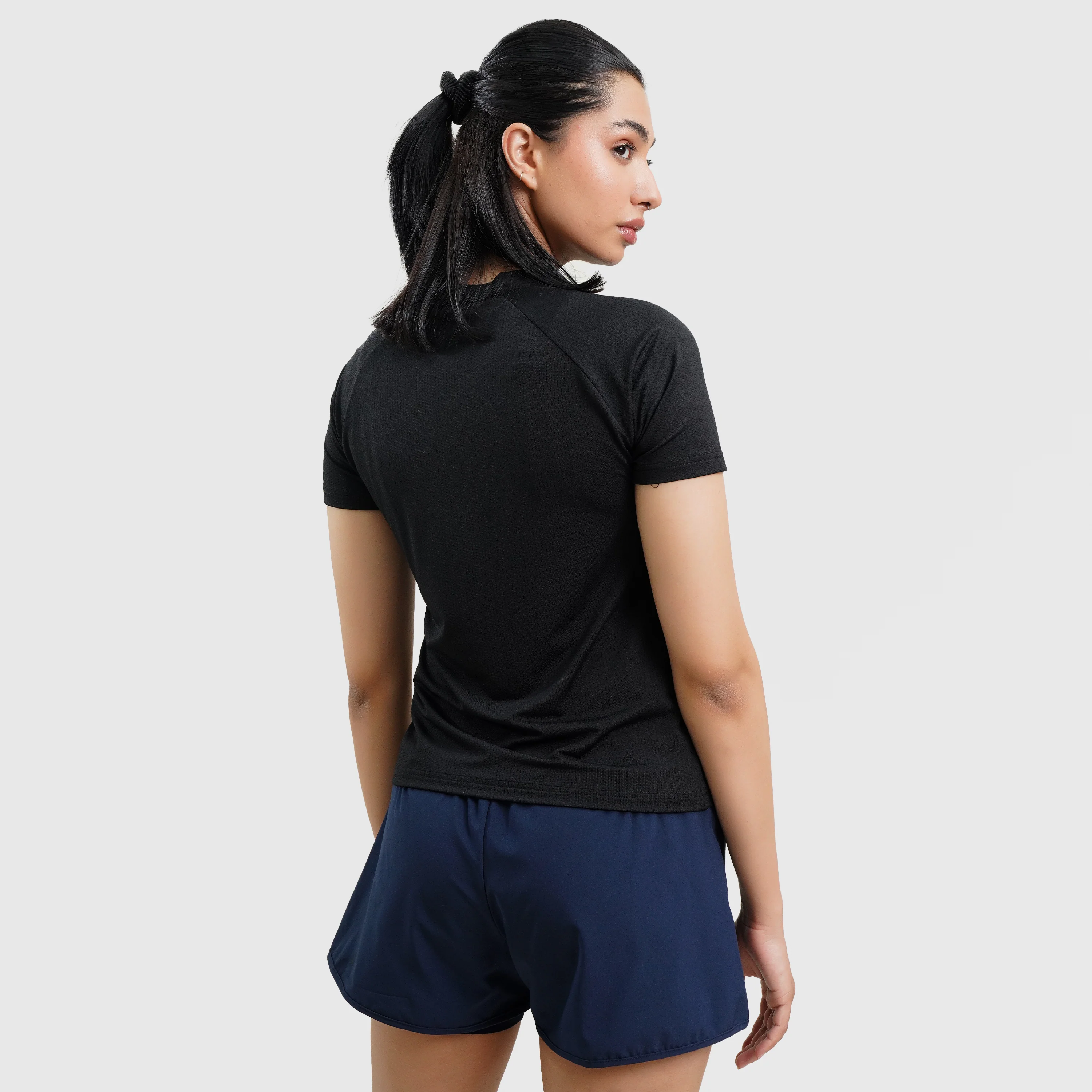 W224 Short Sleeves Tee (Black) - Image 2